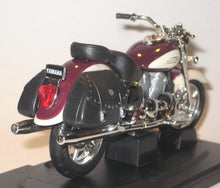 Indlæs billede til gallerivisning Yamaha Royal Star Tour Cassic. Road Signature 1:18