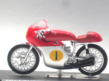 Indlæs billede til gallerivisning MV Agusta 500. John Surtees 1956. Ixo 1:24