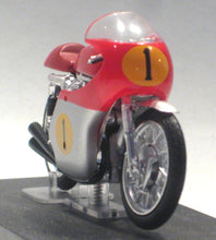 Indlæs billede til gallerivisning MV Agusta 500. John Surtees 1956. Ixo 1:24