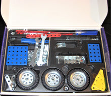 Indlæs billede til gallerivisning Byggesæt Merkur metal byggesæt til 10 forskellige modeller