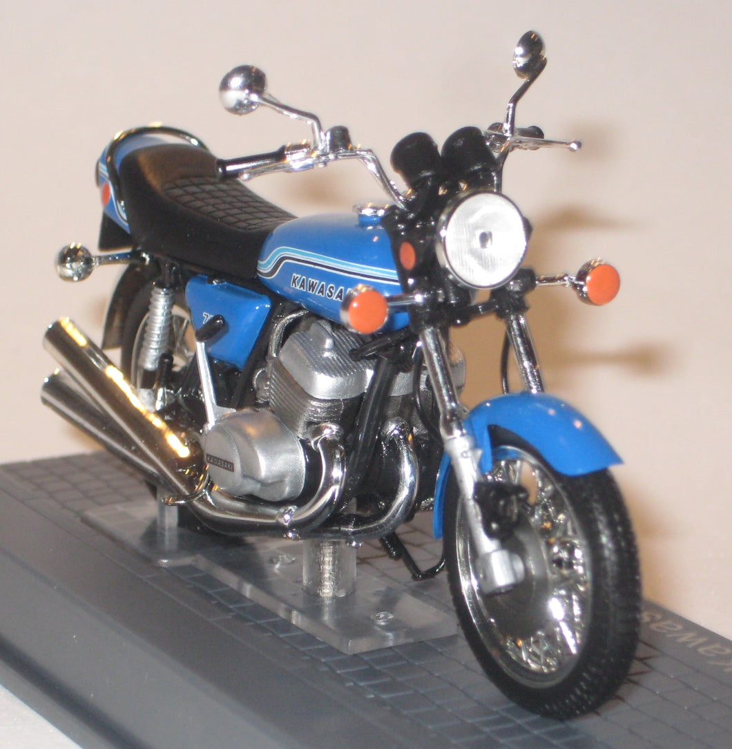 Kawasaki MACH IV 1969. IXO Museum. 1:24