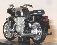 Indlæs billede til gallerivisning MV Agusta 600 4 cylinder 1968. NewRay 1:32
