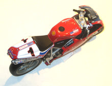 Indlæs billede til gallerivisning Ducati 998. Troy Bayliss. 1:12
