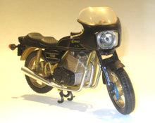 Indlæs billede til gallerivisning Laverda 1200 30th. 1979. Guiloy 1:18 VINTAGE
