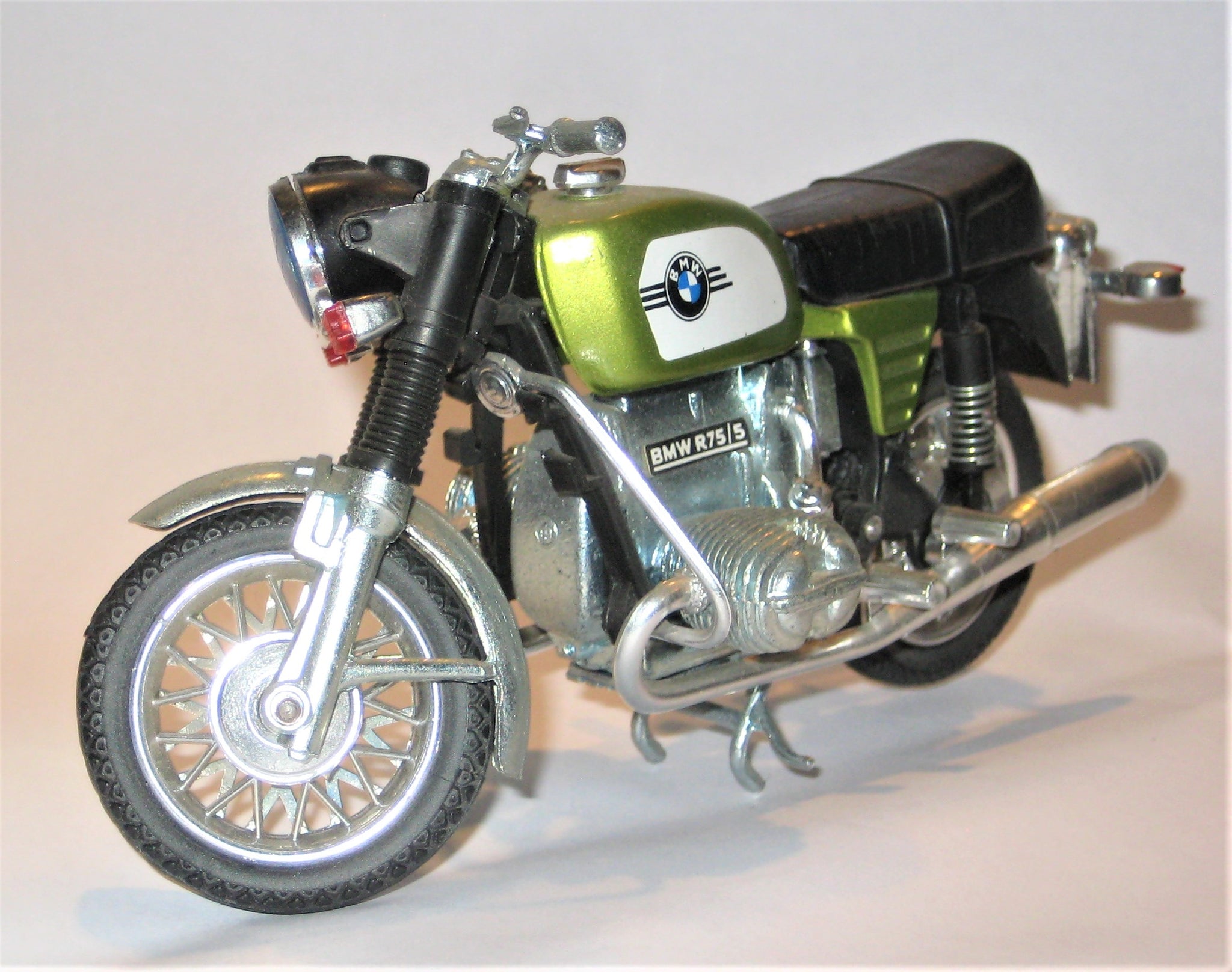 定番の中古商品 polistil ビンテージ BMW ポリスティル（2025 バイク 1:15 R75/5 ミニカー