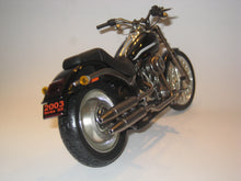 Indlæs billede til gallerivisning Harley-Davidson 2003 Softail DEUCE. Ertl 1:10
