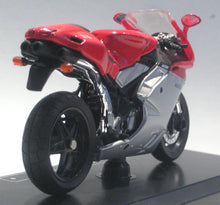 Indlæs billede til gallerivisning MV Agusta 750 F4. Majorette 1:18
