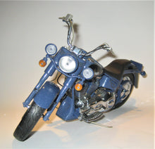 Indlæs billede til gallerivisning Harley Davidson. Fat Boy. Biker Blues. Franklin Mint 1:10
