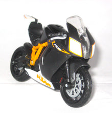 Indlæs billede til gallerivisning KTM 1190 RC8 R. bburago 1:18
