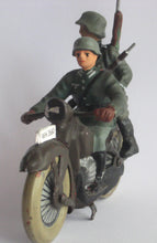 Indlæs billede til gallerivisning BMW militærmotorcykel 2. Verdenskrig. 1940-1945. VINTAGE
