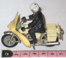 Indlæs billede til gallerivisning Norton. Politimotorcykel. Britains 1:32 VINTAGE
