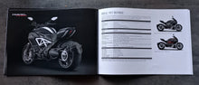 Indlæs billede til gallerivisning Ducati modelyear 2015. Brochure/katalog
