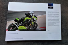 Indlæs billede til gallerivisning Triumph Brochure. 2008. Accessories
