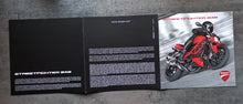 Indlæs billede til gallerivisning Ducati Streetfighter 848. Brochure
