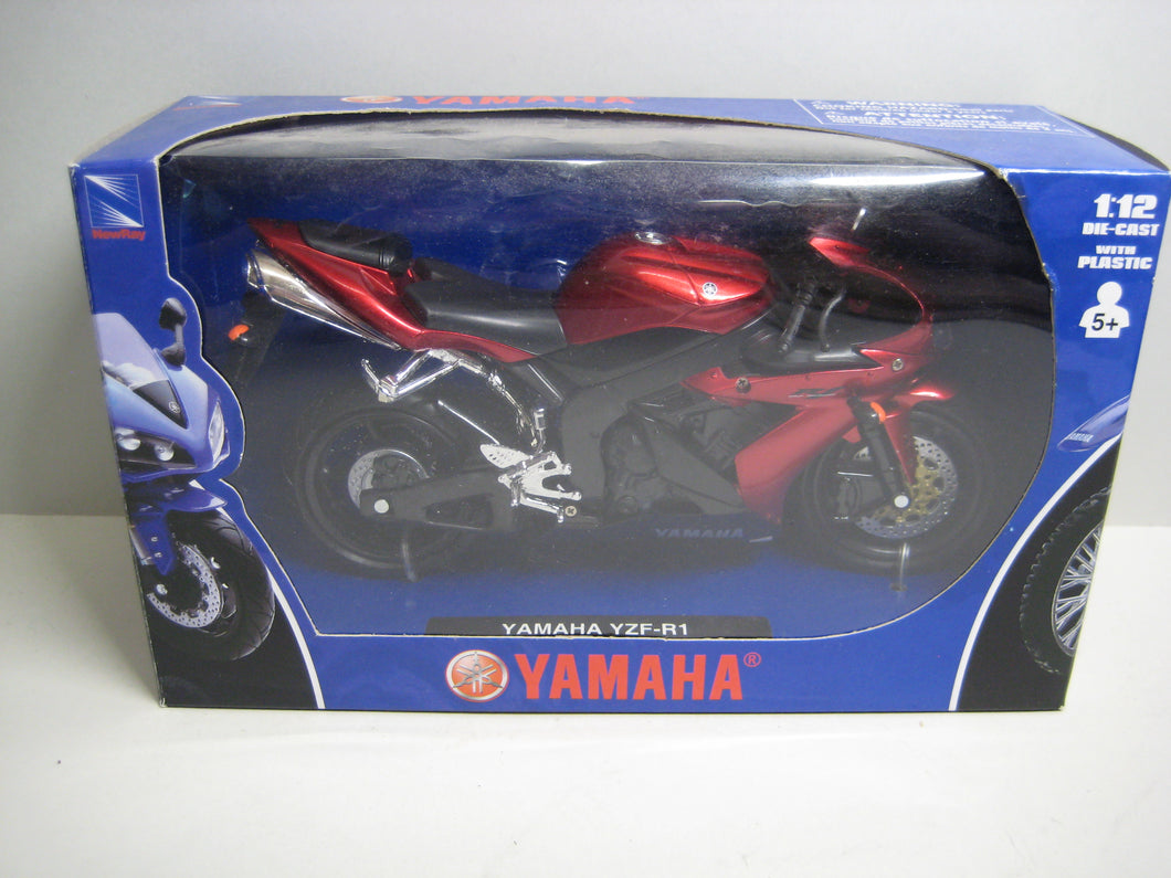 Yamaha YZF-R1. NewRay 1:12