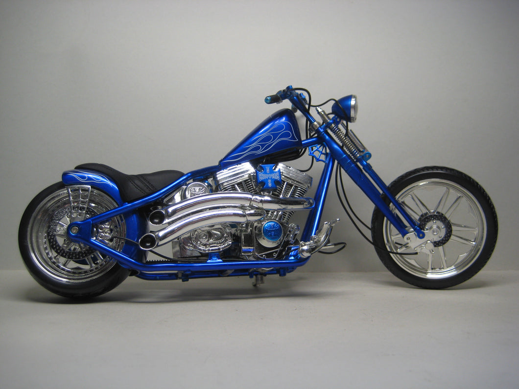 WCC Harley Davidson. Ertl 1:10