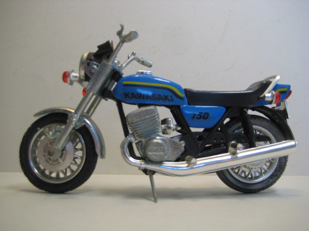 Kawasaki Mach I. Polistil 1:15