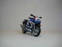 Indlæs billede til gallerivisning Suzuki R-GSX 750. Hot Wheels 1:18
