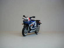 Indlæs billede til gallerivisning Suzuki R-GSX 750. Hot Wheels 1:18
