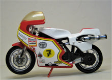 Indlæs billede til gallerivisning Suzuki RG 500. Barry Sheene. Matchbox. 1:20
