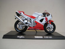 Indlæs billede til gallerivisning Yamaha YZF-R1. Maisto 1:18
