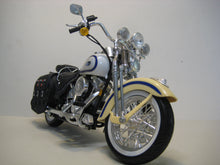 Indlæs billede til gallerivisning Harley Davidson Heritage Springer. 1997. Maisto 1:10
