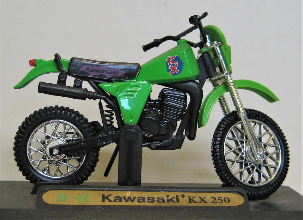 Kawasaki KX 250. Maisto 1:18