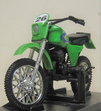 Indlæs billede til gallerivisning Kawasaki KX 250. 1974. Maisto 1:18
