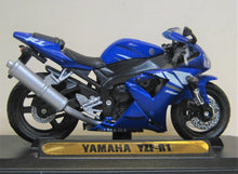 Indlæs billede til gallerivisning Yamaha YZF-R1. 1:18
