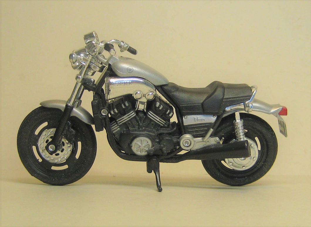 Yamaha V-Max. Maisto 1:18