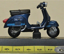 Indlæs billede til gallerivisning Vespa 125 ET3. 1976. NewRay 1:32
