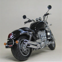 Indlæs billede til gallerivisning Triumph Rocket III. 2004. Minichamps 1:12
