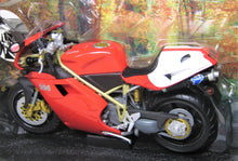 Indlæs billede til gallerivisning Ducati 996SPS. 1999-2002. Hot Wheels/Mattel 1:10
