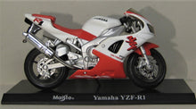 Indlæs billede til gallerivisning Yamaha YZF-R1. Maisto 1:18
