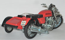 Indlæs billede til gallerivisning Honda 750 Four. Sidevogn. Polistil 1:25
