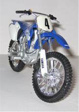 Indlæs billede til gallerivisning Yamaha YZ-400F. Maisto 1:18
