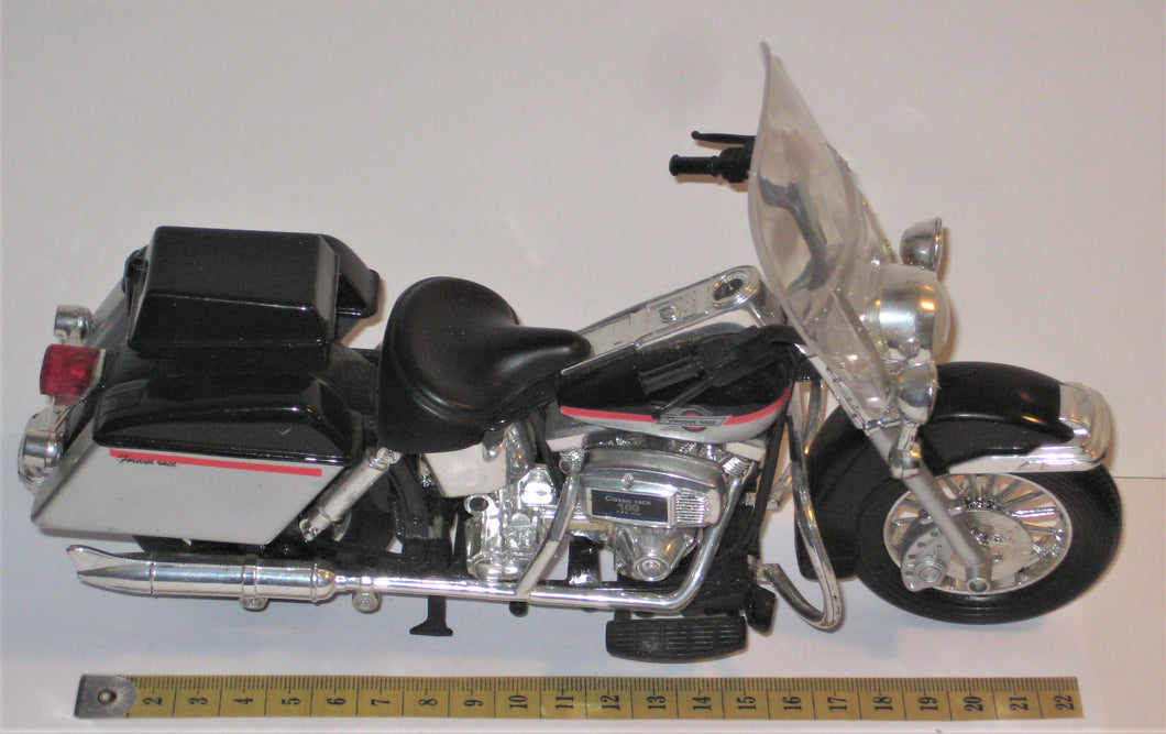 HD. Harley Davidson 1:10