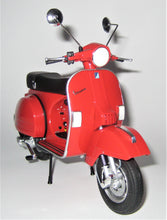 Indlæs billede til gallerivisning Vespa PX125. 1977. Schuco 1:10
