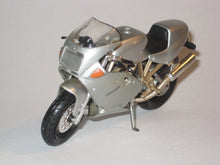 Indlæs billede til gallerivisning Ducati Super Sport 900 Fe Maisto 1:18
