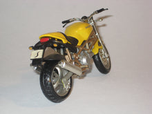 Indlæs billede til gallerivisning Ducati Monster 900. Maisto 1:18
