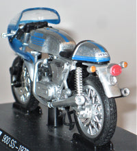 Indlæs billede til gallerivisning Ducati 900 SS -1975. Grani &amp; Partners 1:24
