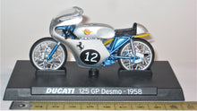 Indlæs billede til gallerivisning Ducati 125 GP Desmo. 1958. Grani &amp; Partners. 1:24
