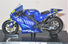 Indlæs billede til gallerivisning Yamaha YZR-M1. 2004. Grani &amp; Partners 1:24
