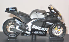 Indlæs billede til gallerivisning Ducati Desmosedici. 2012 Test Sepang. Grani &amp; Partners 1:24
