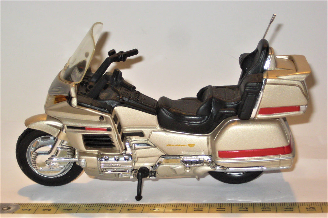 Honda Goldwing. Maisto 1:18.