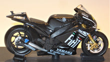 Indlæs billede til gallerivisning Yamaha YZR-M1. Winter Test 2009. Grani &amp; Partners 1:24
