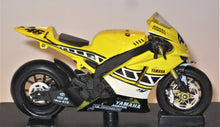 Indlæs billede til gallerivisning Yamaha YZR-M1 Laguna Seca. 2005. Grani &amp; Partners 1:24
