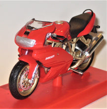 Indlæs billede til gallerivisning Ducati Supersport 900. Maisto 1:18
