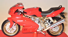 Indlæs billede til gallerivisning Ducati Supersport 900. Maisto 1:18
