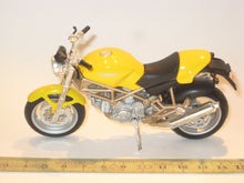 Indlæs billede til gallerivisning Ducati Monster 900. Maisto 1:18
